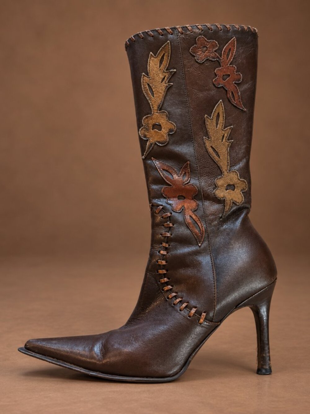 Barbara Bucci Y2K Hand Cut Floral Applique Leather Boots Italy Brown Stiletto 35